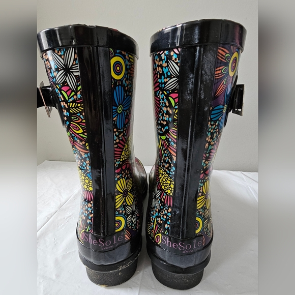 SHESOLE Women's Mid Calf Floral Waterproof Rain Boots - Picture 3 of 10